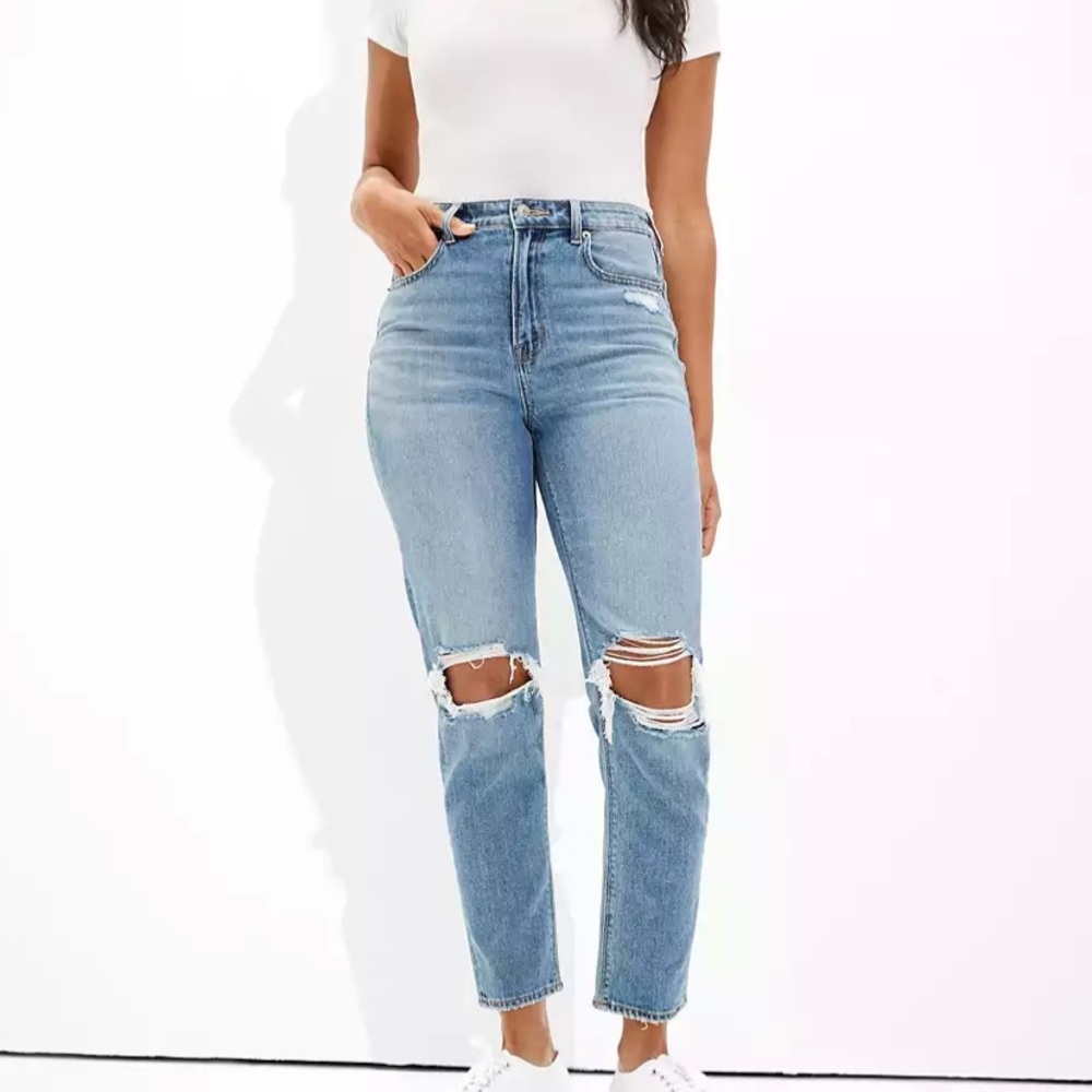 American Eagle Mom Jeans